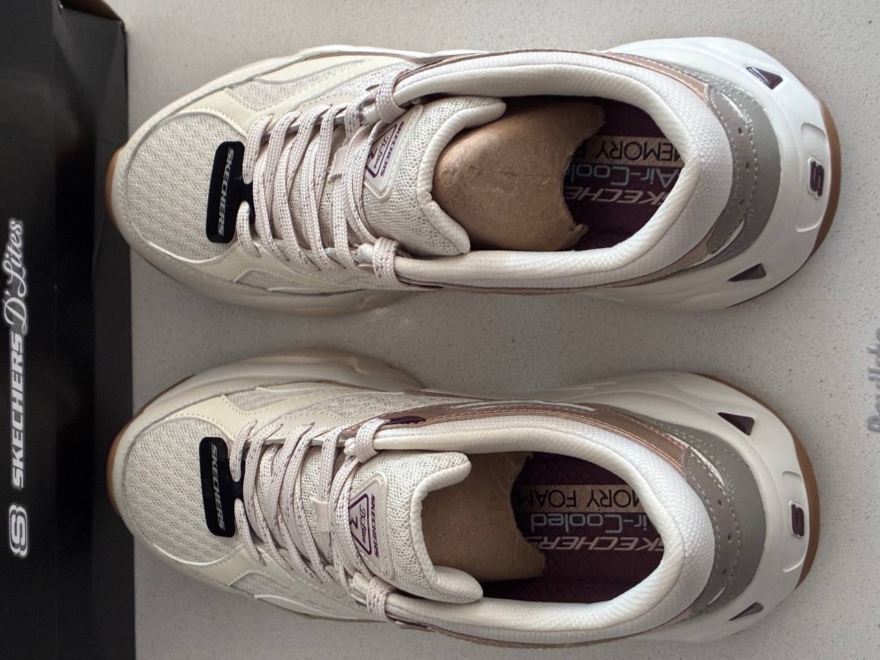 Skechers D'Lites Blanco Mujer Talla 38