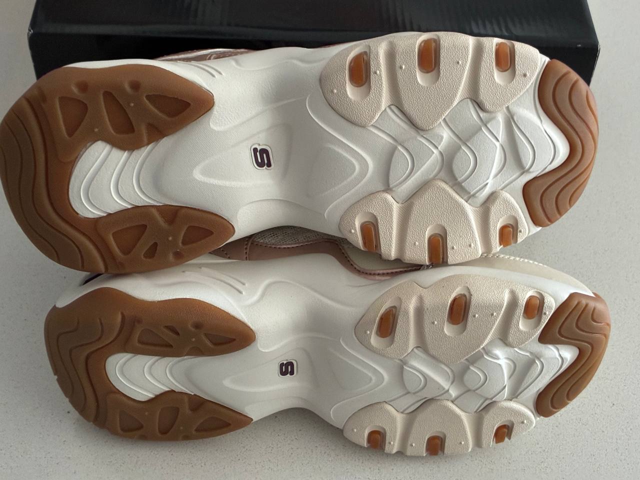 Skechers D'Lites Blanco Mujer Talla 38